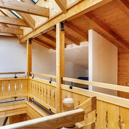 Semesterbostad Dezy Xpres Sternschnuppe Sankt Anton am Arlberg